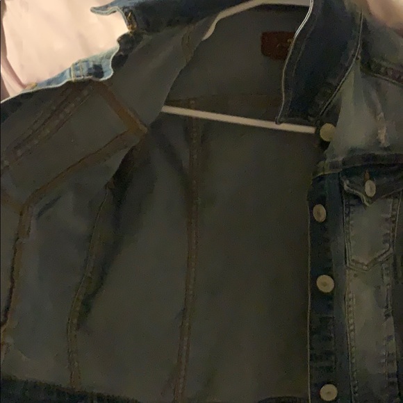 Jean jacket - Picture 3 of 4